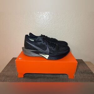 Nike ZoomX Vaporfly Next% 3 “Black Olive Aura”
- Size 9.5 Men.